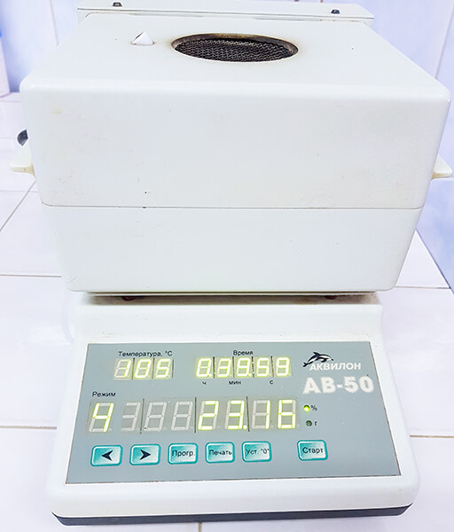 Анализатор влажности весовой АВ-50